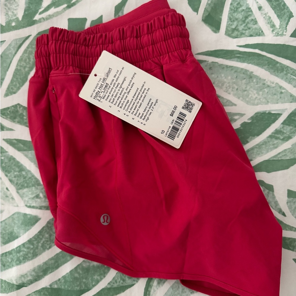 lululemon athletica Women's Hotty Hot HR Shorts